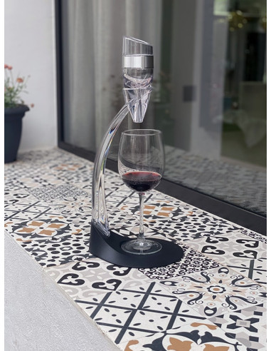 Aérateur de vin avec support bras